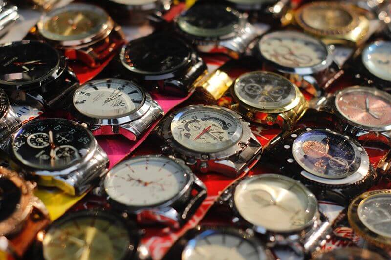 Tipos de cristal para reloj y sus propiedades: Zafiro, Mineral, Plexiglás…