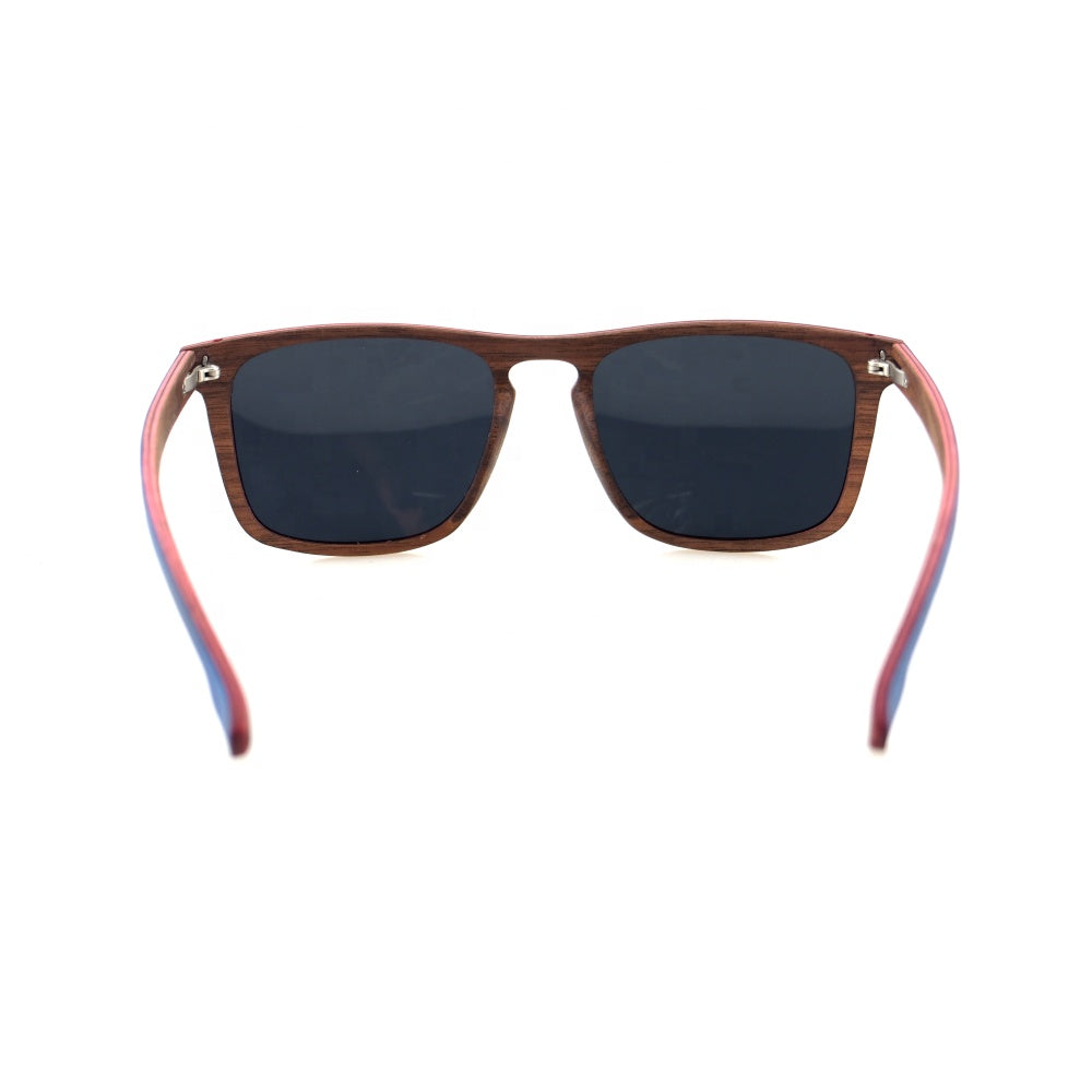 Vista lateral Gafas de Sol de madera modelo RHINA MAHÉ