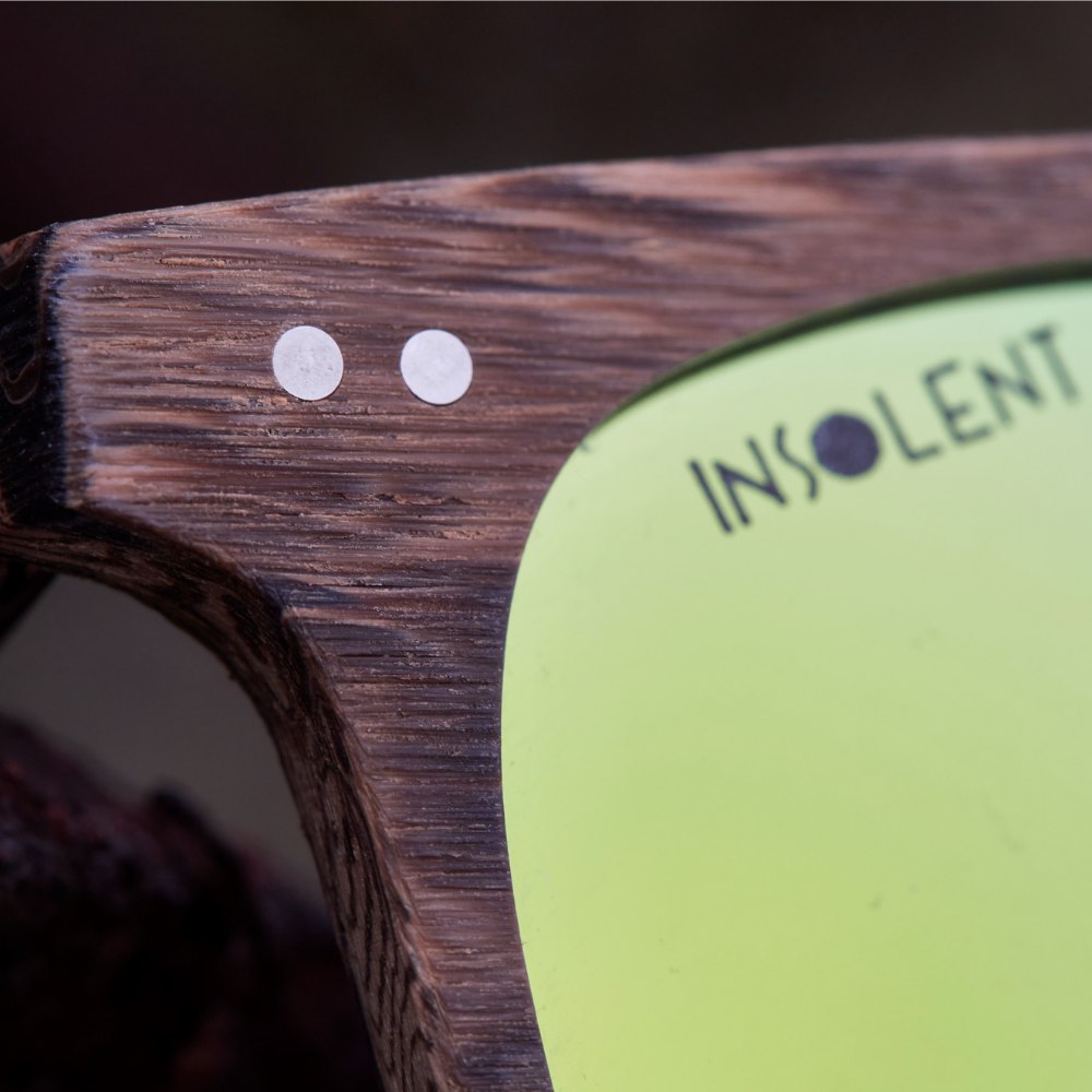 Detalle acabados Frontal Gafas de sol polarizadas de madera WOODIE BUDY